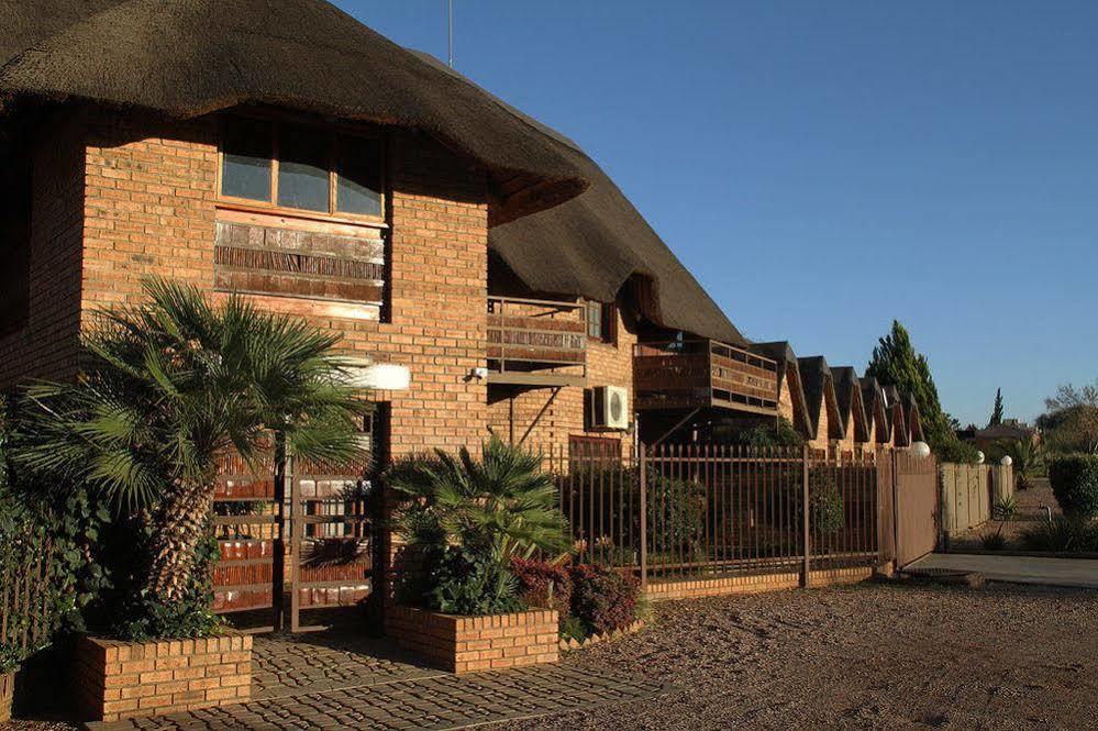 Kuruman Inn Экстерьер фото