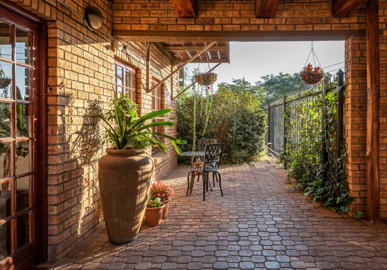 Kuruman Inn Экстерьер фото