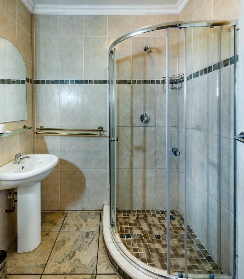 Kuruman Inn Экстерьер фото